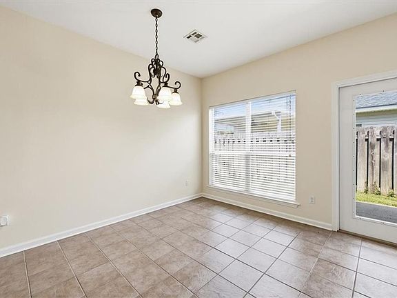 5th image of 221 Libra Ave #B