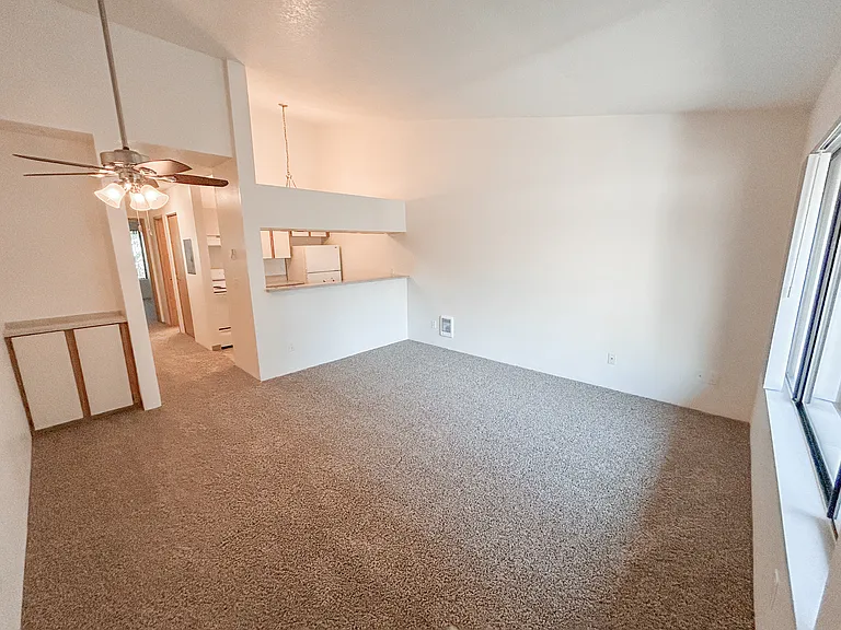 Stone Creek Apartments Beaverton — Photo 17