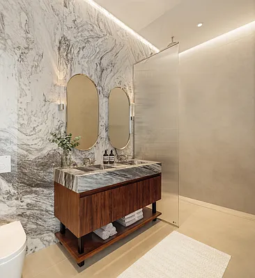Bathroom, photo 2
