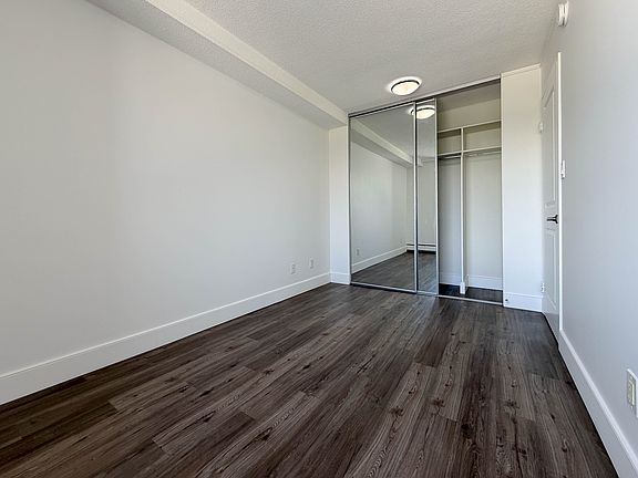 4th image of 1755 Haro St #306