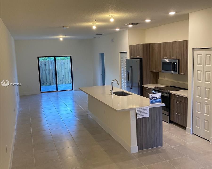 1st image of 8195 NW 104th Ave #4