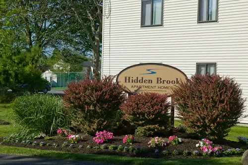 Hidden Brook Apartment Homes Photo 1