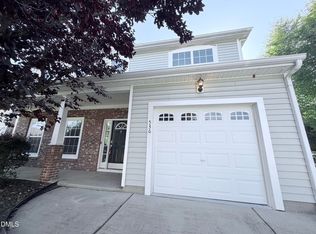 536 Gooseberry Dr, Holly Springs, NC 27540