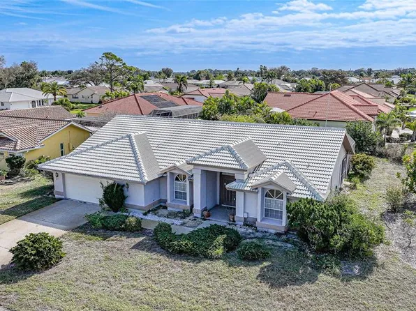 401 Firethorn Ave, Englewood, FL 34223