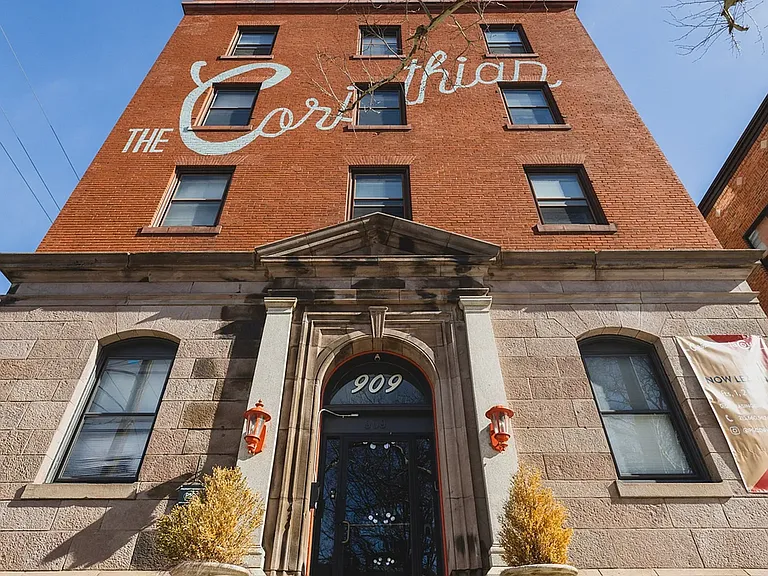 The Corinthian — Photo 6