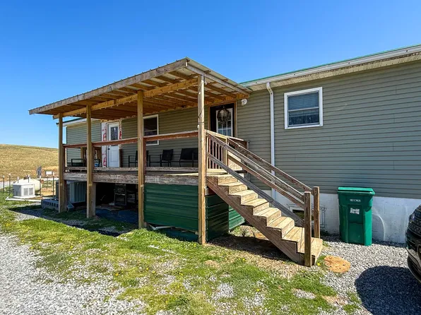 7265 Bug Ridge Rd, Sutton, WV 26601