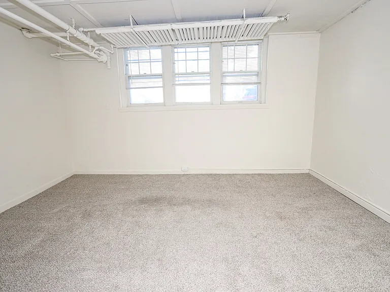 Santa Rosa Apartments — Photo 47