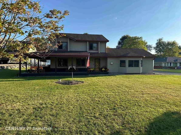 5484 E Maple Ave, Grand Blanc, MI 48439