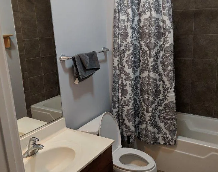 1110 W Washburne Ave #301 — Photo 11