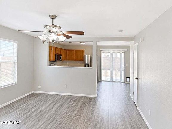 4th image of 2387 E Meadow Creek Way