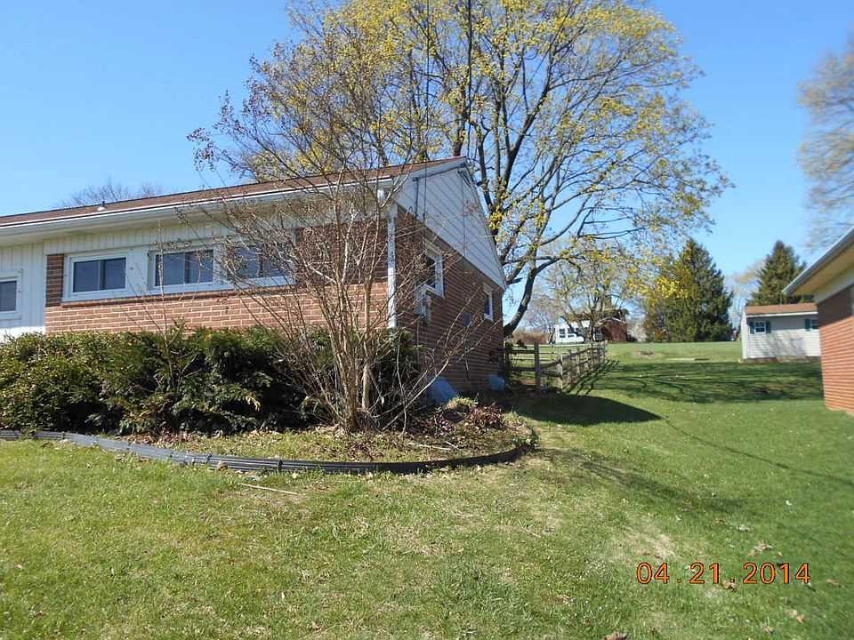2nd image of 30 Crestview Dr