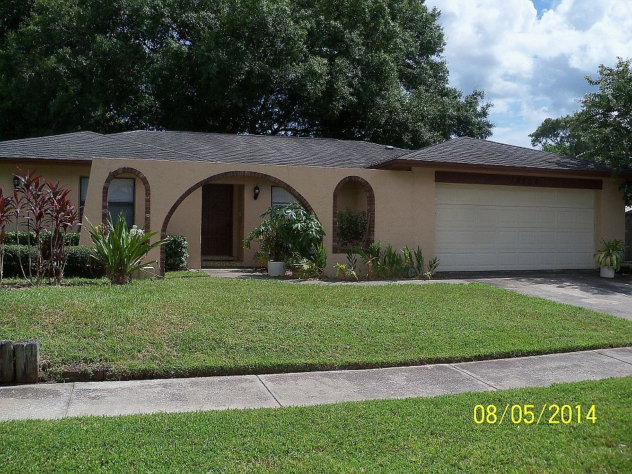 1st image of 16106 Oakmanor Dr