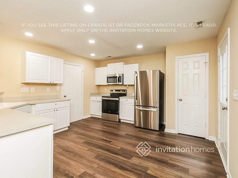10 Riverside St — Photo 8