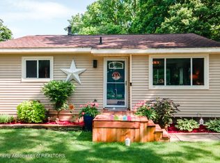 700 Sadie Ct, Lansing, MI 48906