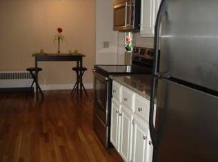 8 Fernwood Rd, Wakefield, MA 01880