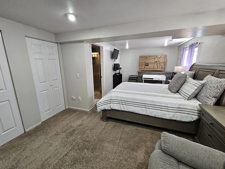 Bedroom 4 basement