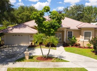 5799 Sandy Pointe Dr, Sarasota, FL 34233
