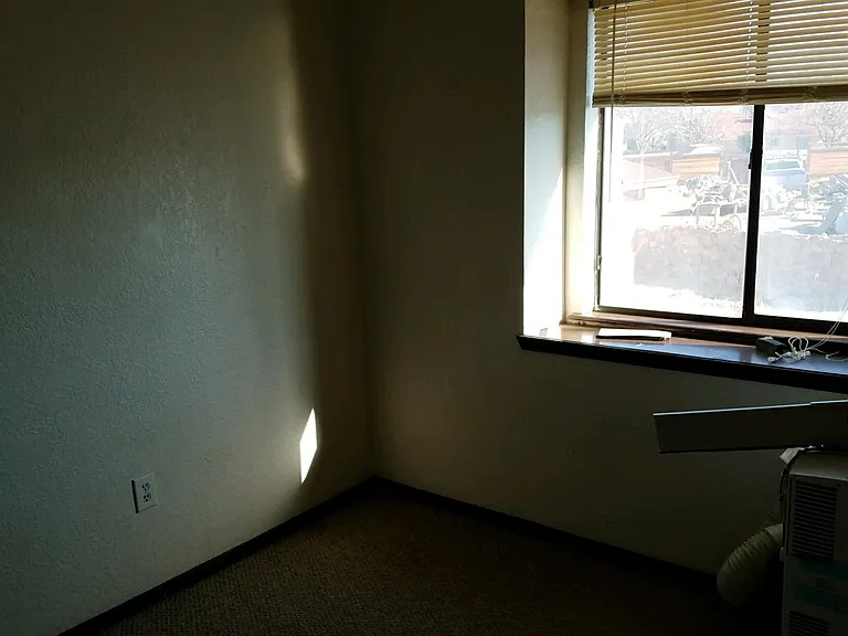 604 Arredondo Dr — Photo 4