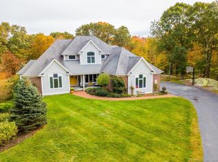 70 Pepperbox Rd, Waterford, CT 06385