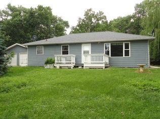 1381 111th St, Pipestone, MN 56164