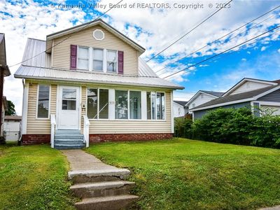 415 27th St, Huntington, WV, 25702