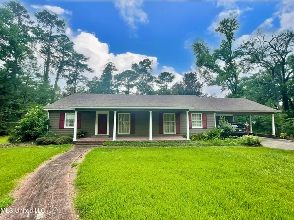 114 Dogwood Dr, Hazlehurst, MS 39083