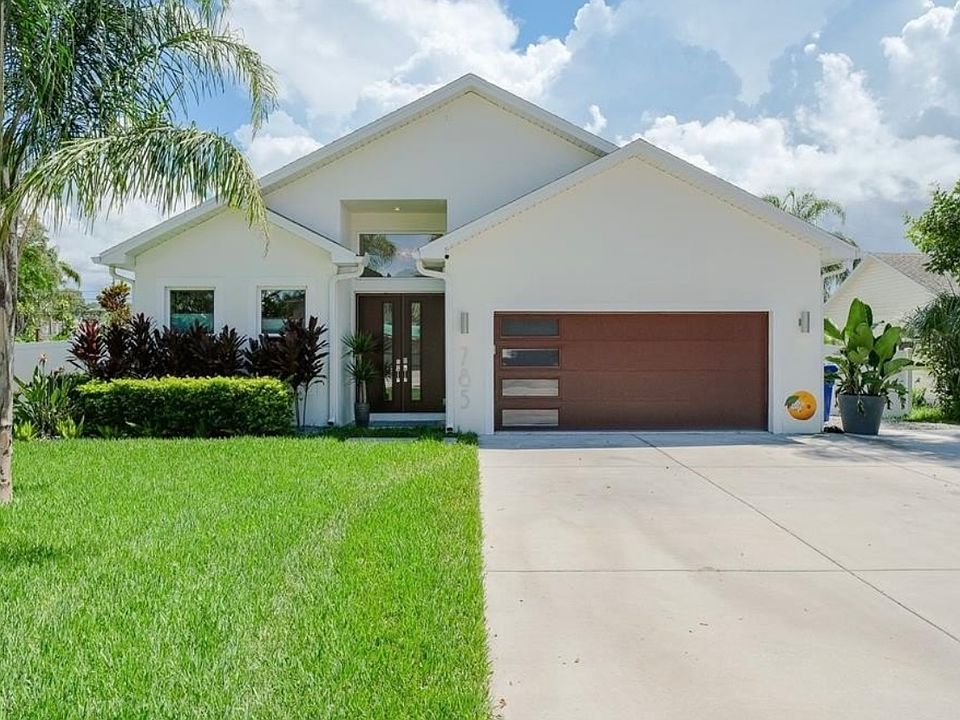 Large Driveway with plenty of off street parking and 2 car garage