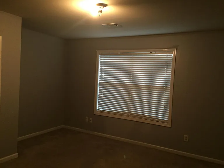 212 General Wheeler Dr NW — Photo 6