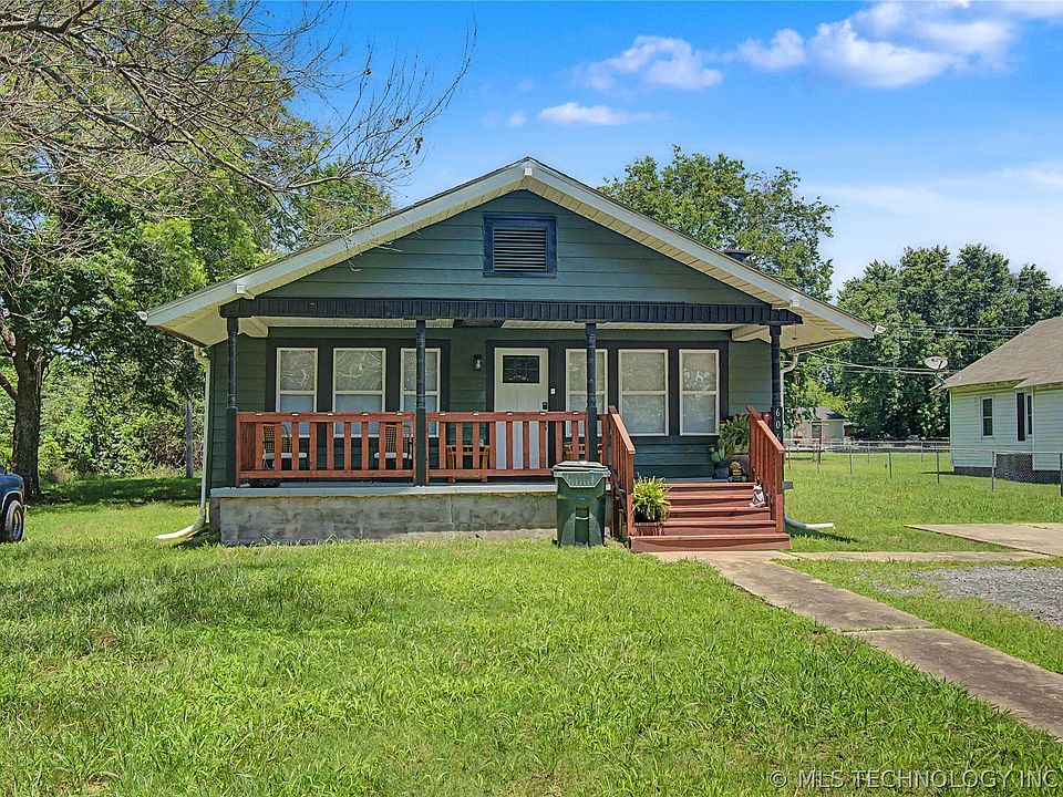 1st image of 606 Evelyn St