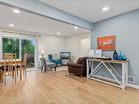 5th image of 2206 293rd Ln NW