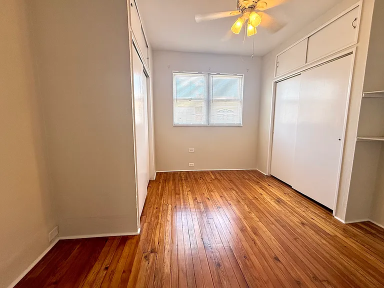 2417 S American St — Photo 5