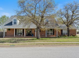 2506 Oak View Dr, Springdale, AR 72762