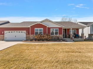 7534 Clark Ct, Merrillville, IN 46410