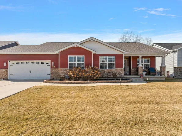 7534 Clark Ct, Merrillville, IN 46410