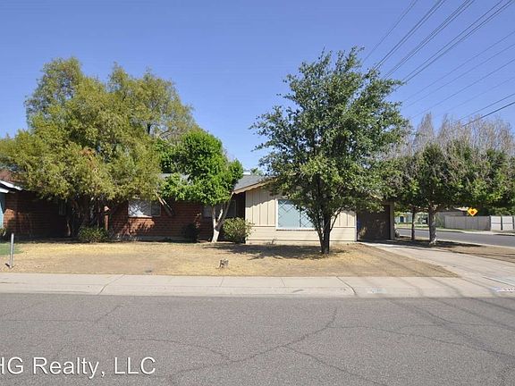 2nd image of 3700 W Cavalier Dr