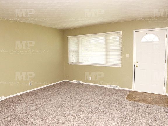 2nd image of 1024 N Taft Hill Rd