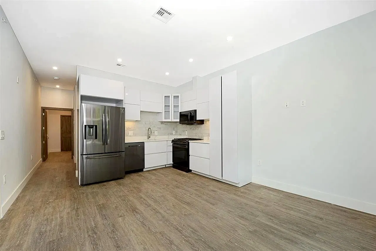 1 bed, 595 sqft, $3,150 — Photo 1