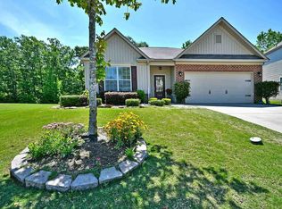 17 Shefleys Rd, Simpsonville, SC 29680