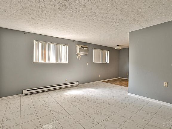 4th image of 5466 Camelot Dr APT 13