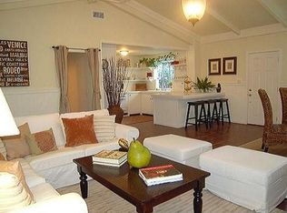 8482 Brier Dr, Los Angeles, CA 90046