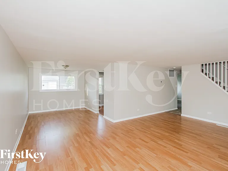 171 Craig Dr W — Photo 6