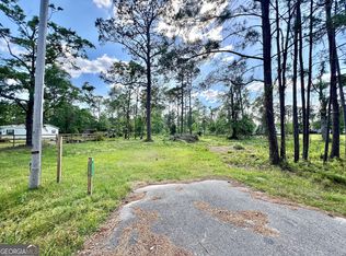 5249 Coppage Rd, Hahira, GA 31632