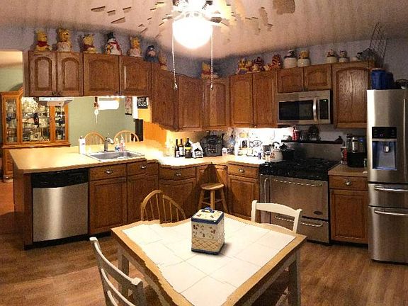 4th image of 123 Lee Ave