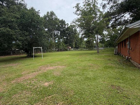 5th image of 16929 Shenandoah Rd