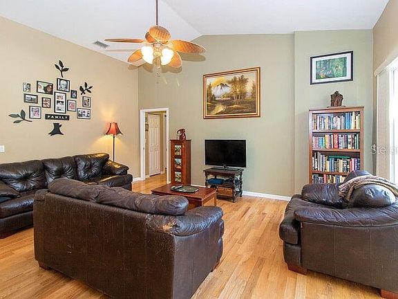 3rd image of 9011 Tarawynd Ct