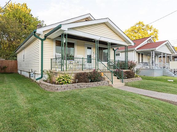 2nd image of 3729 Viking Ave