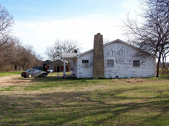2nd image of 1900 Groesbeck St