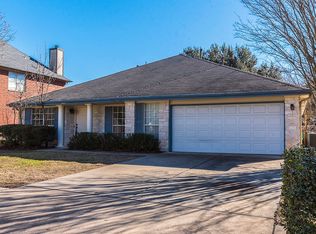 1105 Maplewood Dr, Pflugerville, TX 78660