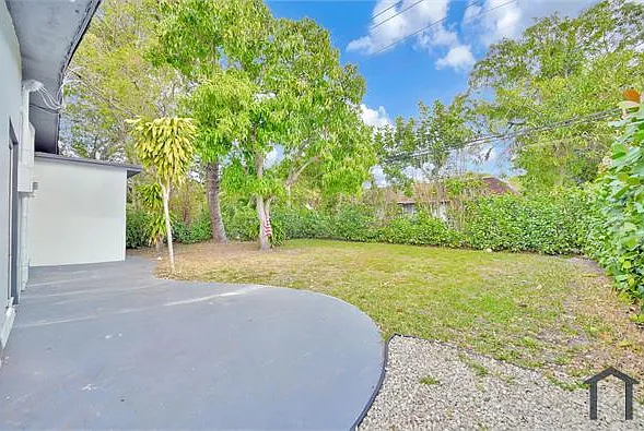 1400 NW 2nd Ave #B — Photo 21
