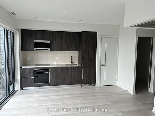 8 Cumberland St #1707 Photo 1